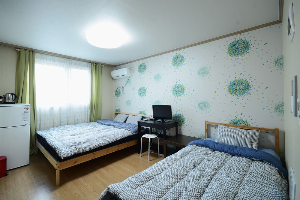 Sunnyhill Guesthouse Hongdae Seoul Exterior photo