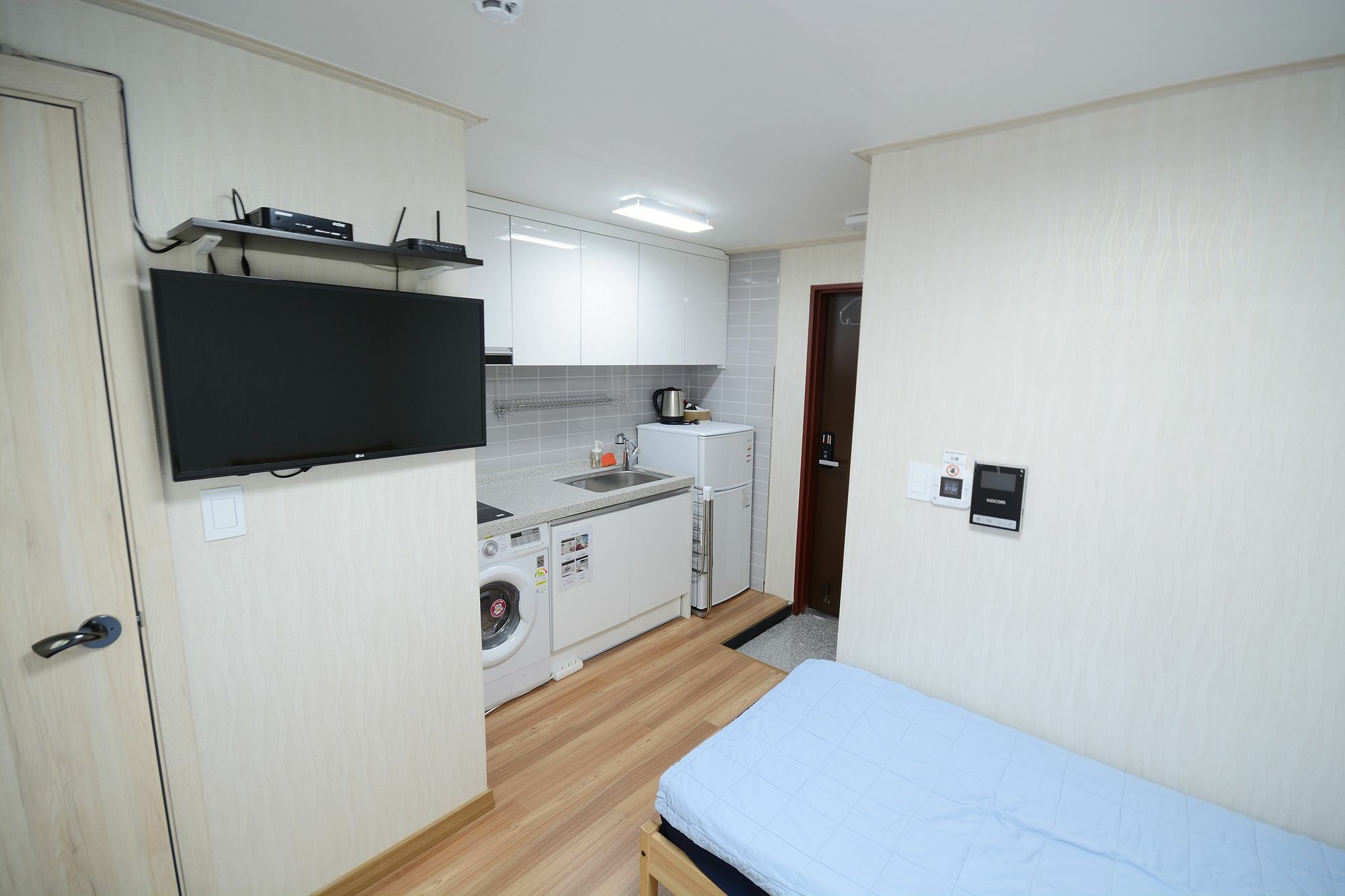 Sunnyhill Guesthouse Hongdae Seoul Exterior photo