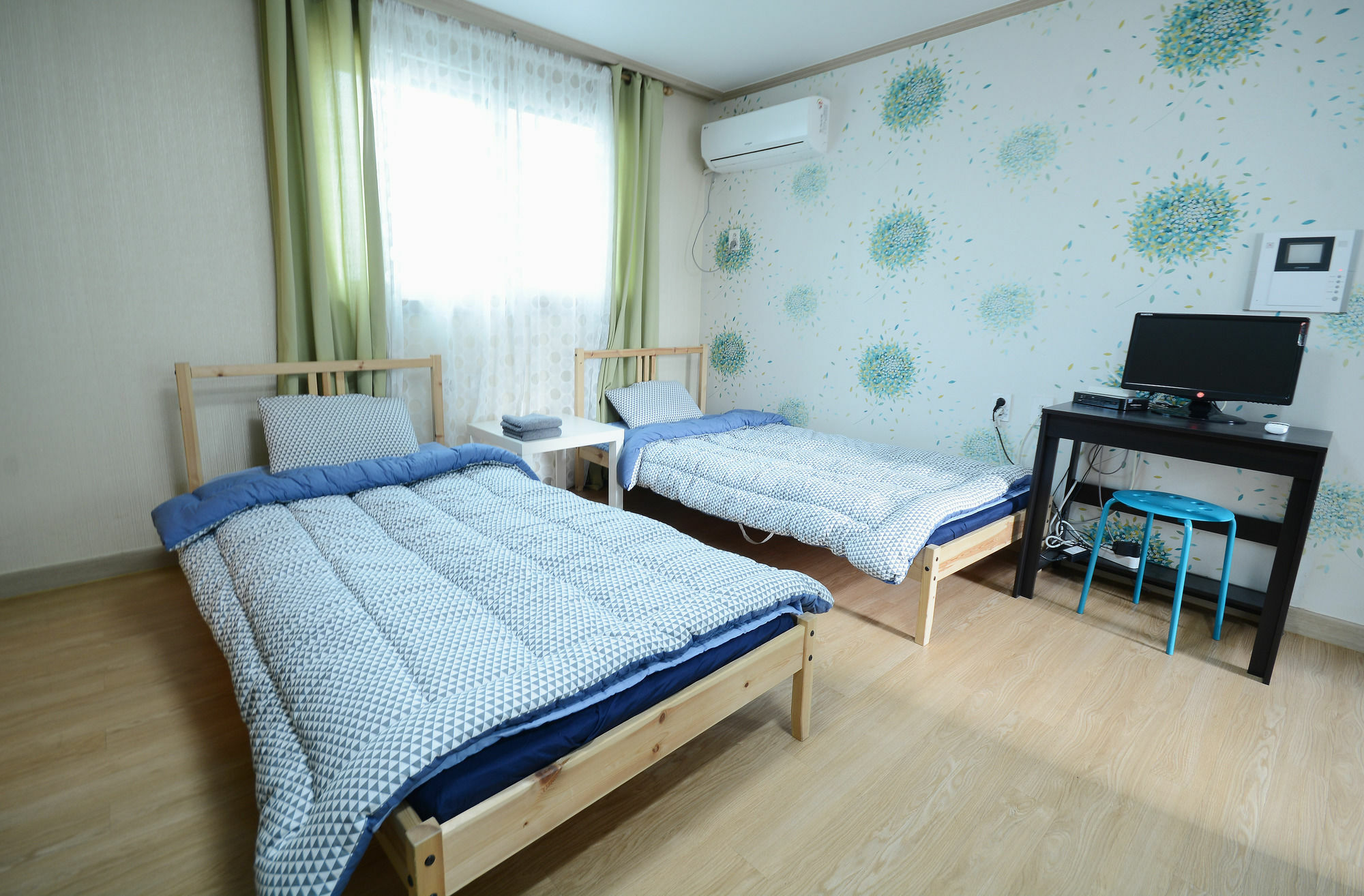 Sunnyhill Guesthouse Hongdae Seoul Exterior photo